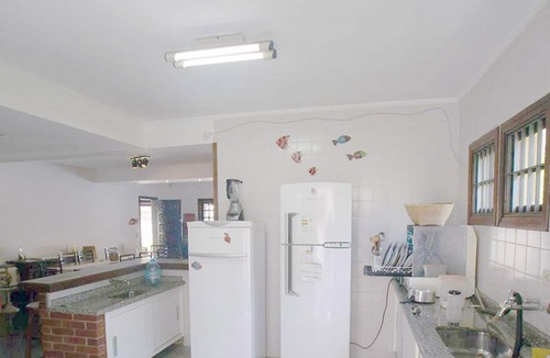 Juquehy House | COMFORTABLE AND EQUIPPED HOUSE NEAR THE CENTER AND THE BEACH - 4 BEDROOMS (2 SUITES)