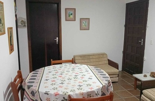 Guaratuba Apartment | Comfortable apartment in Guaratuba with swimming pool and beach 50 meters away