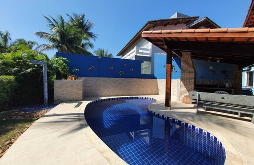 Guarutuba House | Comfortable single storey house, air conditioning, 50 meters from the beach-Wi-Fi (500MB)