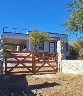 Carpinteria House | Complejo Olivia