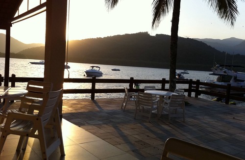 Cidade Jardim Tom Condo | Condo in Marina House in Guaruja, carnival 2015 available l !