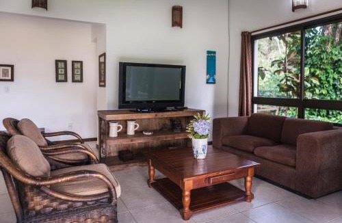 Guaramiranga House | Condominio Monteflor Casa 08