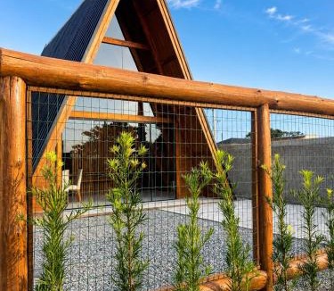 Guaratuba Ski Chalet | Conjunto Chalé Guará Guaratuba PR Até 6 Hóspedes