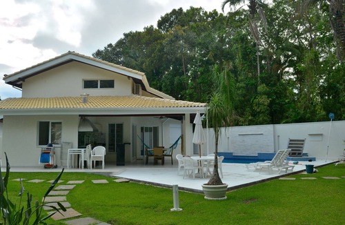 Guarutuba House | COSTA DO SOL 180m FROM GUARATUBA BEACH, ROOM 3 SUITE AIR COND. WIFI
