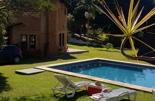 Aracariguama Cottage | Country house in gated community near São Paulo