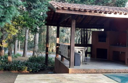 Ibiuna Cottage | Country house in Veleiros de Ibiuna condominium.