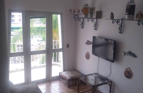 Parque Enseada Apartment | Cozy apartment