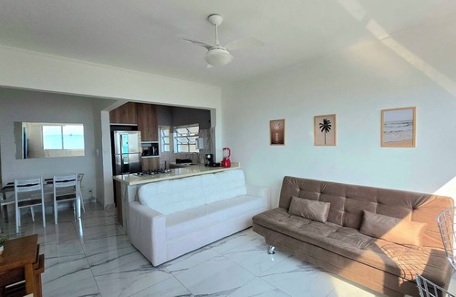 Embare Apartment | Cozy beachfront apartment in Embaré, pets allowed.