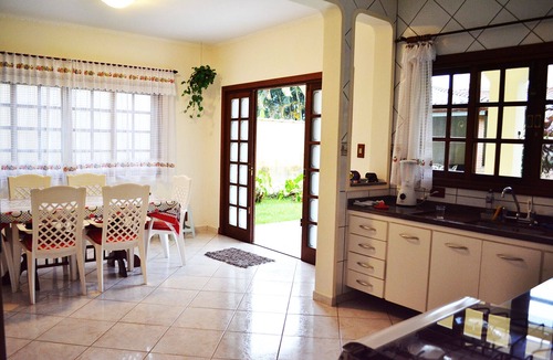 Parque Imperial House | Cozy House in Gated Community -3 bedrooms (1 suite)-3 bathrooms-Internet