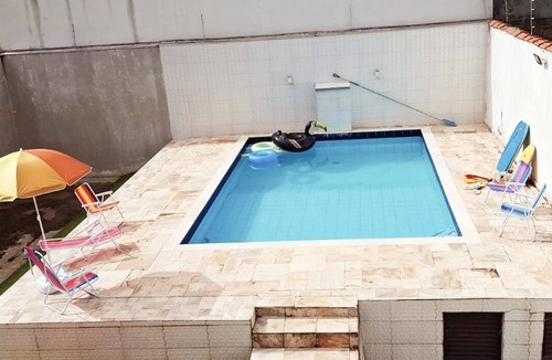 Balneario Florida House | Cozy Refuge in Peruíbe Beach 🌴 and Pool 🏊‍♀️