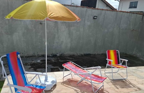 Balneario Florida House | Cozy Refuge in Peruíbe Beach 🌴 and Pool 🏊‍♀️