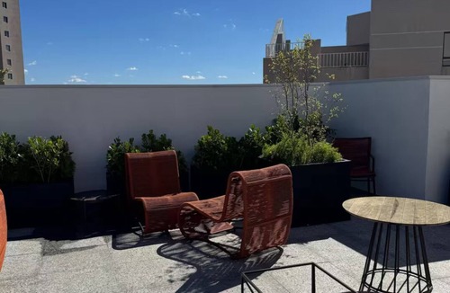 Cristo Rei Apartment | Cozy studio across from the Botanical Garden in Curitiba, PR