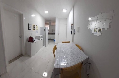 Pitangueiras Apartment | Cozy studio on the sand 50m from the sea Edif. Ouro Preto and Sabará