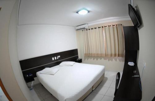Lins Hotel | Cristal Palace Inn