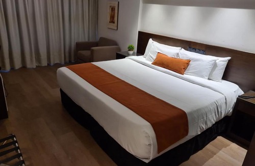 Centro Hotel | Crystal Tower