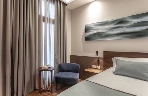 San Nicolas Hotel | Culture & City Life! Near Teatro Colon! Solarium, Fitness, & Restaurant