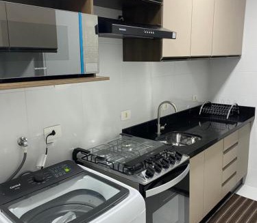 Novo Mundo Apartment | Curitiba Apto 2 dorm com garagem 102 Portão