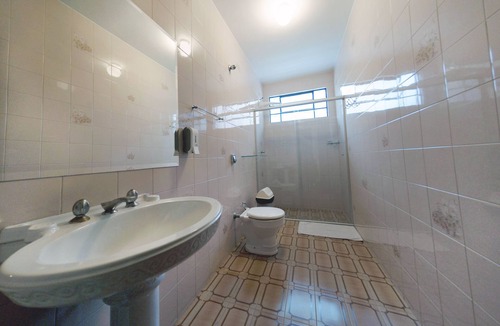 Bairro Jardim Botanico Hostel | Curitiba Casa Hostel