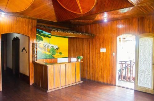 Amazon River Hotel | D'angelo paradise adventure hotel