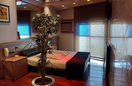 Balvanera Hotel | Dallas Hotel (Motel)