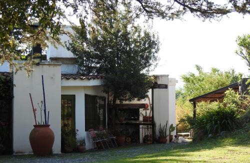 Rio Ceballos House | De Adobe Unquillo