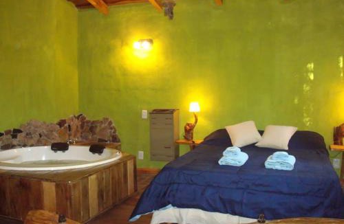 Las Golondrinas Cabin | Del Viejo Camino