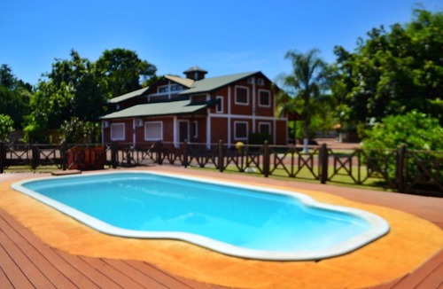 Puerto Iguazu Ski Chalet | Deluxe Cabin with Pool near the Waterfalls