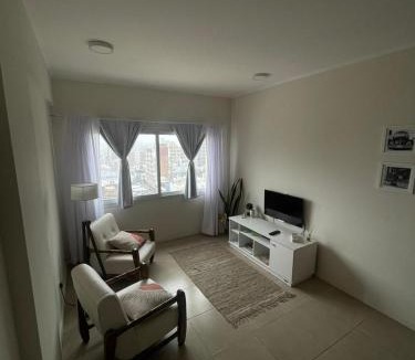 San Nicolas de los Arroyos Apartment | Departamento en Plaza Mitre, inmejorable!