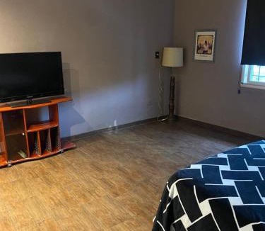 Santa Fe Apartment | Departamento cómodo y totalmente equipado, ideal para familias, grupos o viajes laborales