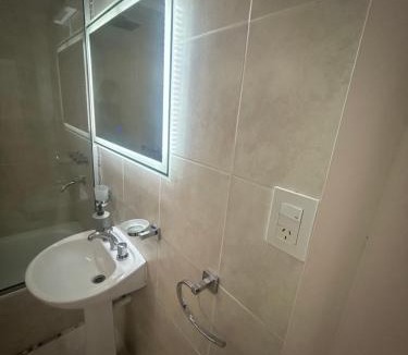 Santa Fe Apartment | Departamento de dos dormitorios con cochera a metros de Bv Pellegrini