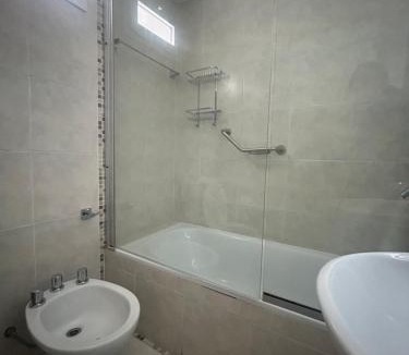 Santa Fe Apartment | Departamento de dos dormitorios con cochera a metros de Bv Pellegrini