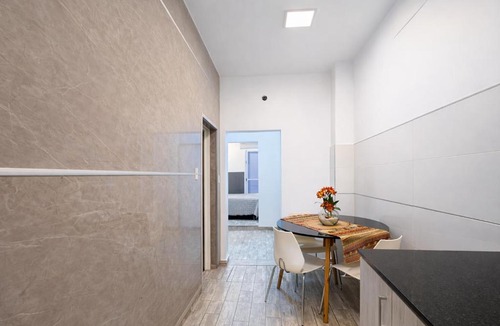 Florida Apartment | Departamento equipado en Vicente López para 3 personas Ideal River Plate ,Tecnópolis ,100 metros del tren