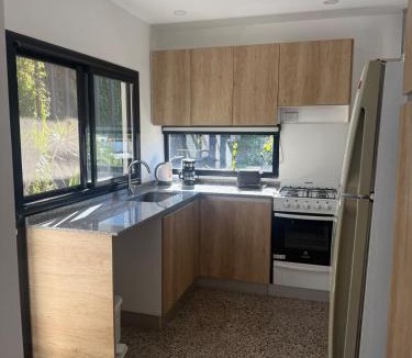 Rosario Apartment | Departamento moderno con patio y pileta