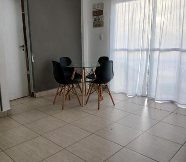 Zarate Apartment | DEPARTAMENTO PARA DOS PERSONAS EN ZONA CENTRICA
