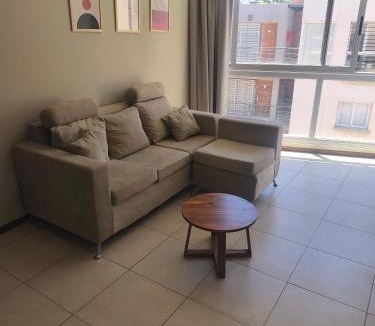 San Juan Apartment | Departamento Planta Baja excelente ubicación 2 dormitorios cochera piscina seguridad