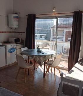 Costa Azul Apartment | Dept. Miramar (1 cuadra del mar y 3 de SanBer.)