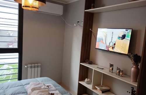 Villa Carlos Paz Apartment | Depto céntrico excelente ubicación, con cochera, pileta y patio