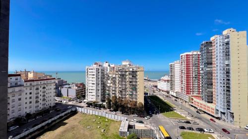 La Perla Apartment | Depto Pato - Depto con vista al mar, pileta y gym en edificio Royal Park - Hola Sur