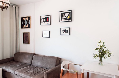 Liberdade Apartment | Diamond Apartment near Liberdade Street Fair, SP