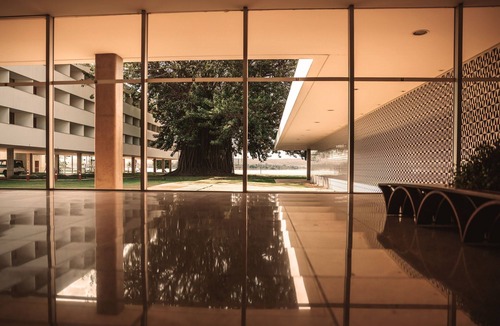 Brasilia Hotel | Discover Brasília | Scenic Room w/Outdoor Pool Access | Bay Park - 2.0 miles