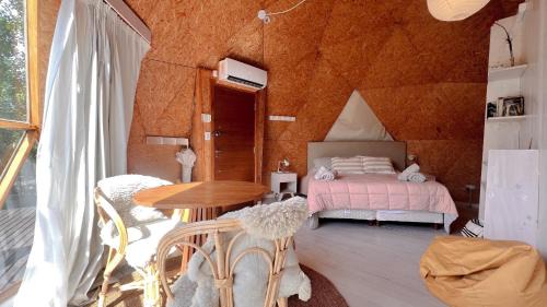 Colonia Chapadmalal House | Domo 2 - Glamping para 2 PAX con pile y parrilla en Cruz del Sur, Chapadmalal - Hola Sur