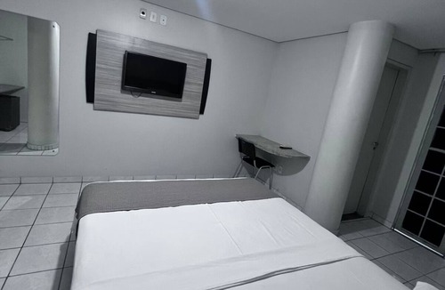 Petrolina Hotel | Downtown Petrolina Stay | Breakfast Included | 0.8 mi to Petrolina Waterfront Sq