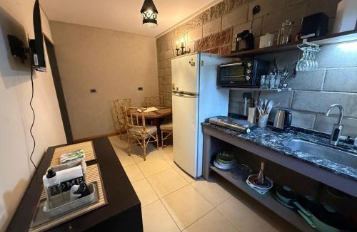 Las Heras Apartment | Dpto amplio con patio, churrasquera y cochera