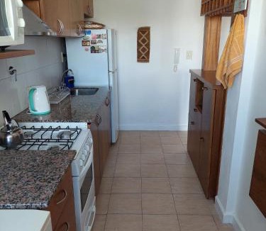 Tandil Apartment | Dpto. luminoso, céntrico, nuevo: LA SERENA
