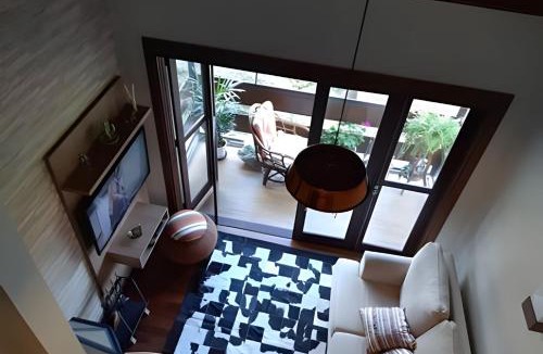 Planalto Apartment | Duplex com ar Q/F, Piscina Aquec. Faça tudo a pé!