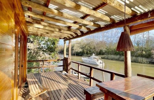 Partido de Tigre House | Eco Cabaña Río con Pileta privada