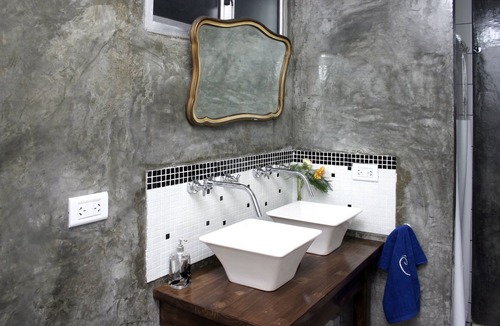 San Cristobal Bed & Breakfast | Elefante Rosa Hostel