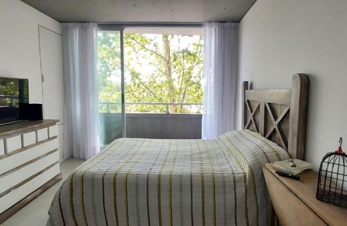 Adrogue Apartment | Espacioso monoambiente en pleno centro