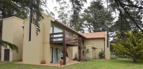 Balcarce Hotel | Estancia El Casco De Juan Manuel Fangio