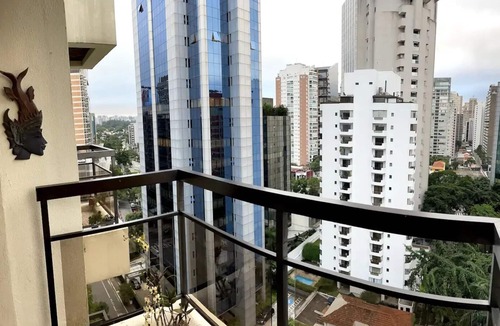 Itaim Bibi Apartment | Estilosa Cobertura Duplex no Coração do Itaim Bibi!